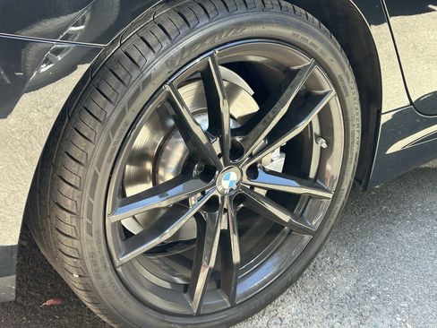 Used 2023 BMW 330i Sedan w/ M Sport Package RWD image 5