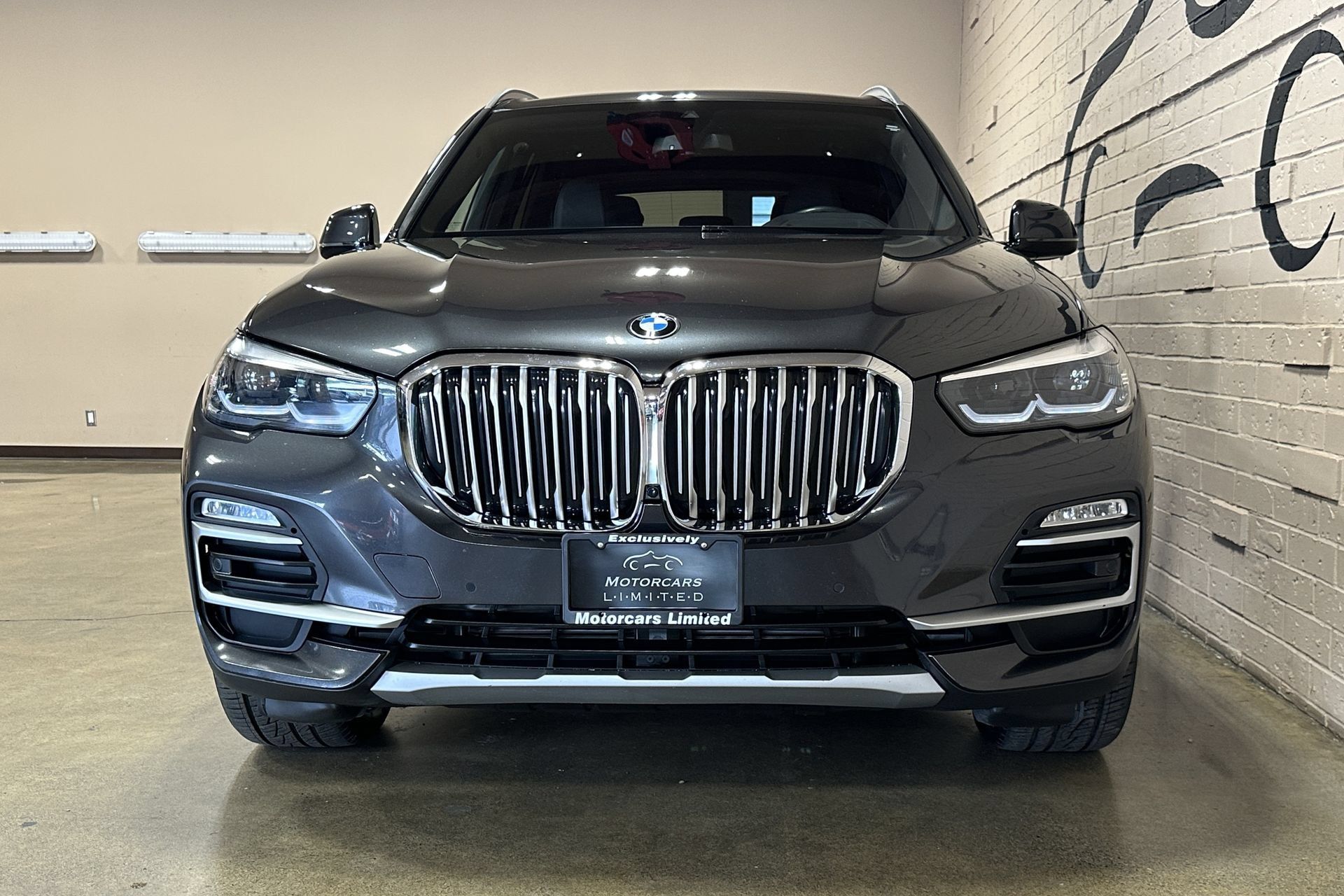 Used 2021 BMW X5 xDrive40i AWD/4WD image 12