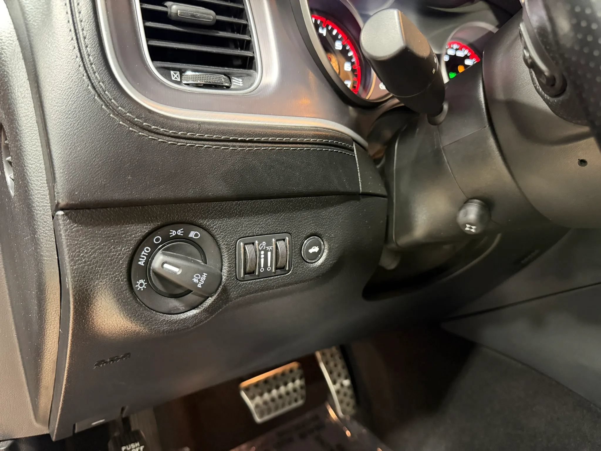 Used 2021 Dodge Charger Scat Pack w/ Plus Group RWD image 18