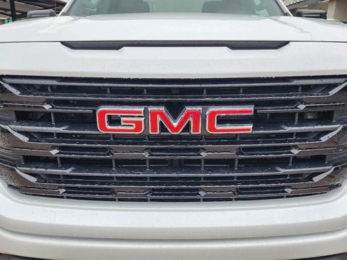 New 2026 GMC Sierra 1500 Elevation image 10