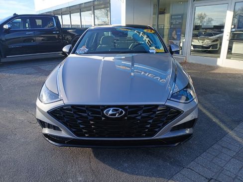 Used 2023 Hyundai Sonata SEL w/ Convenience Package image 3