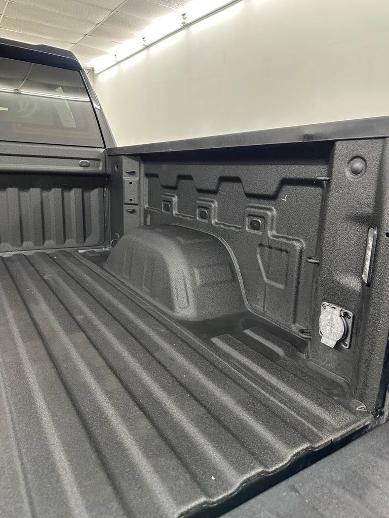 Used 2024 Chevrolet Silverado 1500 RST w/ Convenience Package II AWD/4WD image 33