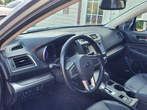 Used 2016 Subaru Legacy 2.5i Limited AWD/4WD image 11