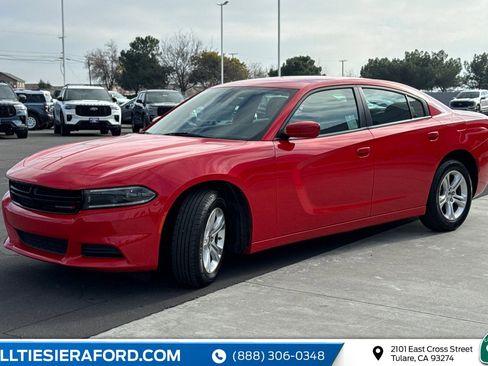 Used 2022 Dodge Charger SXT image 6