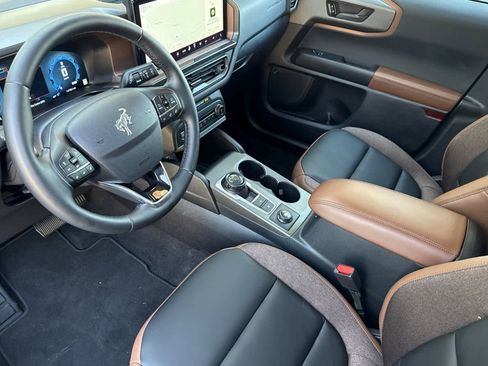 Used 2025 Ford Bronco Sport Outer Banks w/ Outer Banks Tech Package+ image 10