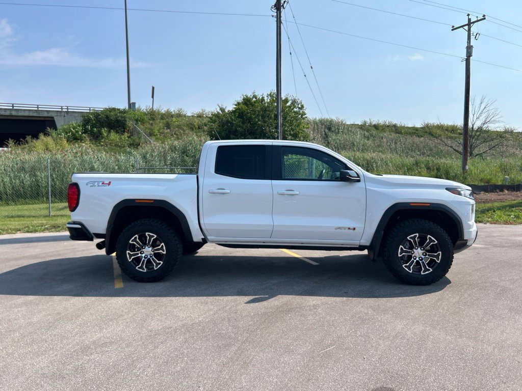 Used 2024 GMC Canyon AT4 w/ Canyon Safety Plus Package AWD/4WD image 5