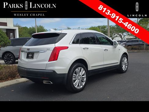 Used 2019 Cadillac XT5 Premium Luxury FWD image 4