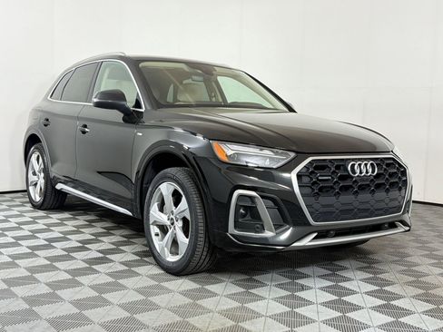 Certified 2023 Audi Q5 2.0T Premium Plus w/ Premium Plus Package AWD/4WD image 7