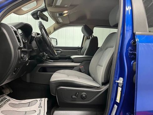 Used 2019 RAM 1500 Big Horn AWD/4WD image 11