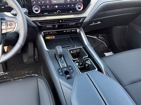 New 2026 Lexus TX 350 AWD image 11