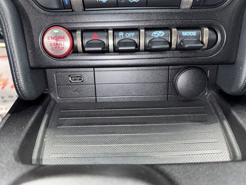 Used 2020 Ford Mustang Shelby GT500 w/ Carbon Fiber Track Pack image 38