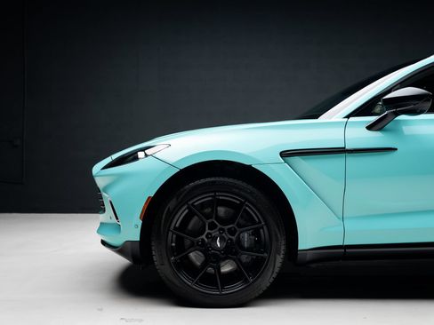 Used 2023 Aston Martin DBX AWD/4WD image 24