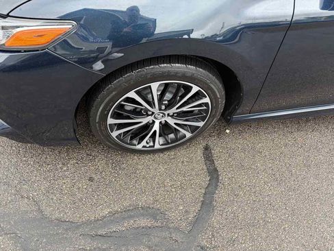 Used 2019 Toyota Camry SE w/ Carpet Mat Package FWD image 30