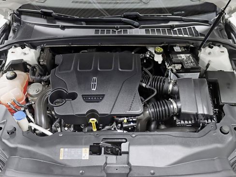 Used 2020 Lincoln Continental Reserve image 40