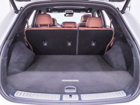 Certified 2026 Genesis GV70 2.5T Advanced image 25