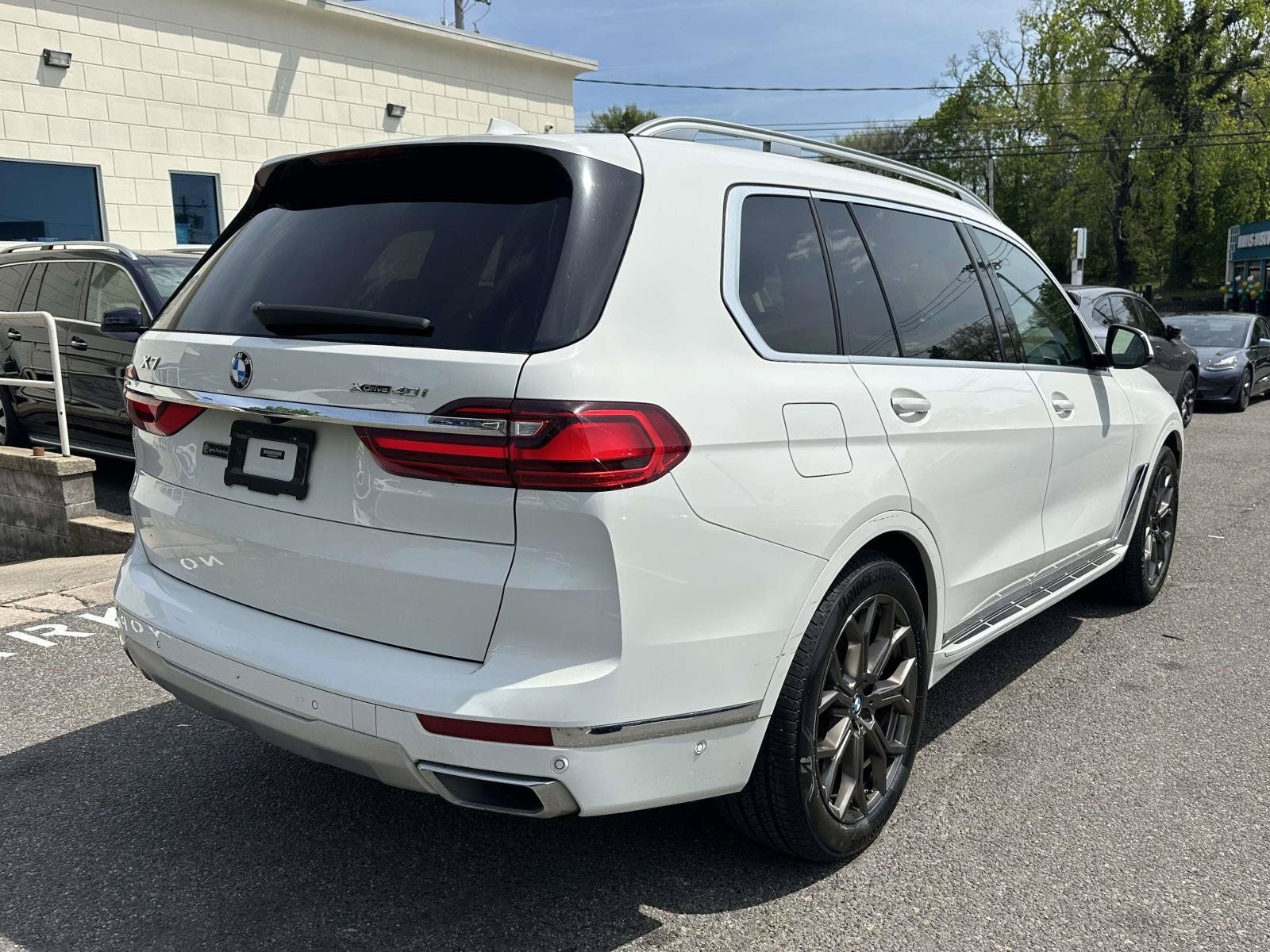 Used 2019 BMW X7 xDrive40i w/ Premium Package AWD/4WD image 3