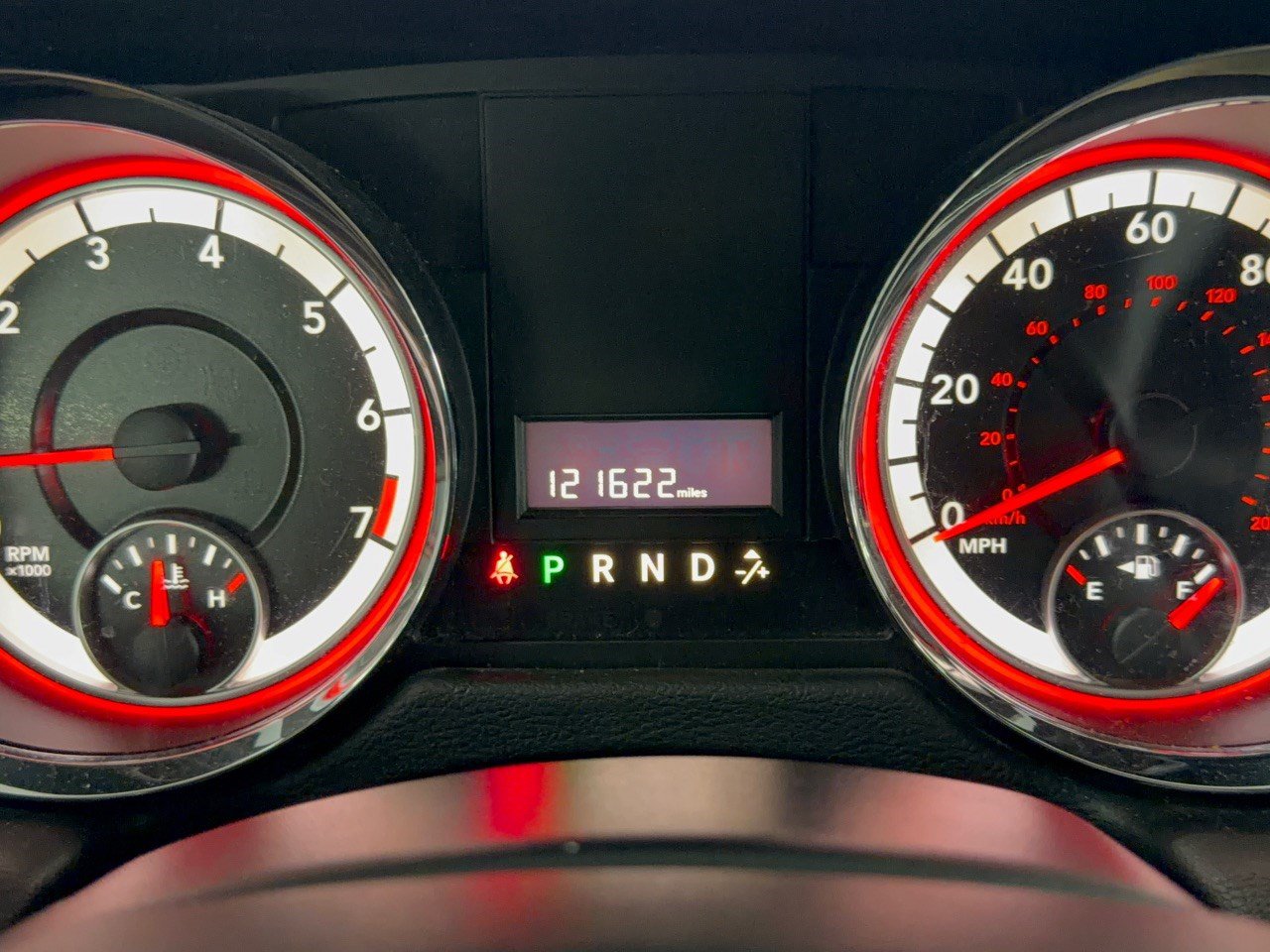 Used 2016 Dodge Grand Caravan SE FWD image 26