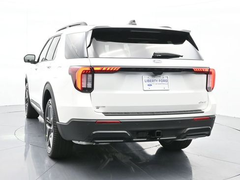New 2025 Ford Explorer ST-Line w/ Premium Package image 9