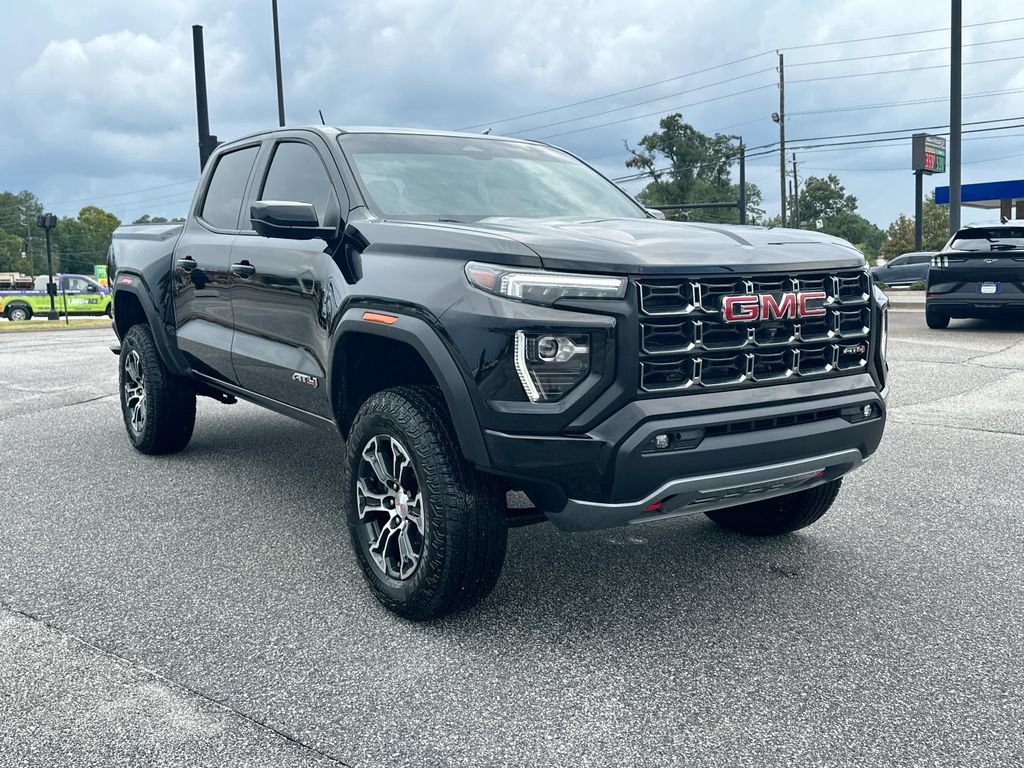 Used 2024 GMC Canyon AT4 w/ Technology Package AWD/4WD image 2