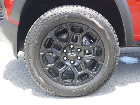New 2026 Chevrolet Colorado Trail Boss AWD/4WD image 10