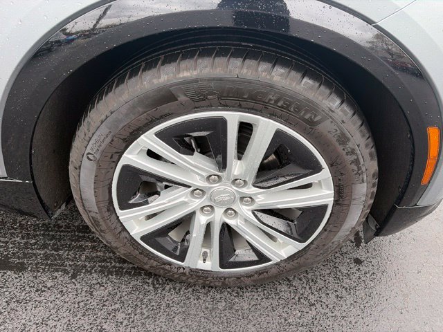 Used 2024 Cadillac Lyriq Tech AWD/4WD image 3