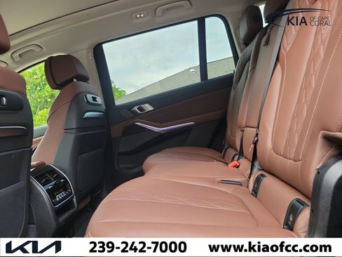 Used 2026 BMW X7 xDrive40i AWD/4WD image 13