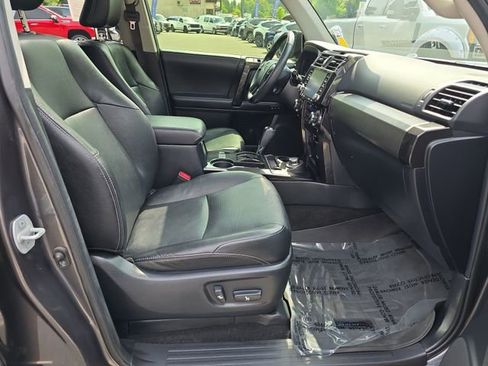 Used 2021 Toyota 4Runner Nightshade image 33
