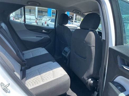 Used 2019 Chevrolet Equinox LS FWD image 28