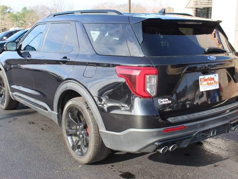 Used 2020 Ford Explorer ST w/ ST Street Pack image 8