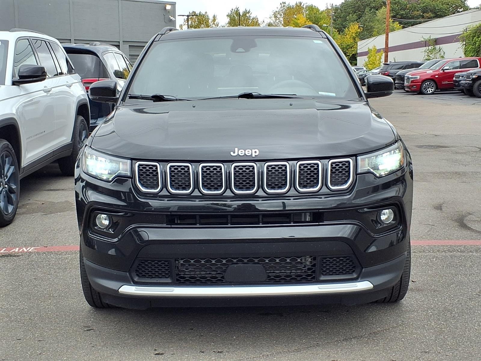Used 2023 Jeep Compass Limited AWD/4WD image 6