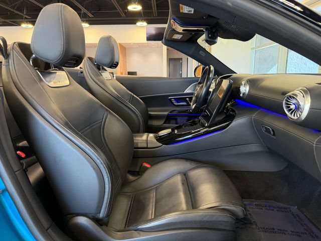 Used 2022 Mercedes-Benz SL 63 AMG 4MATIC w/ Driver Assistance Package image 23