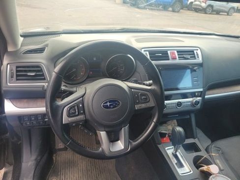 Used 2016 Subaru Outback 2.5i Limited AWD/4WD image 12