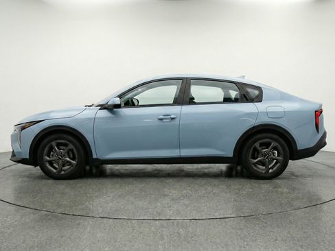Used 2025 Kia K4 FWD image 5