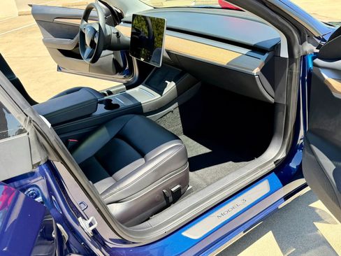 Used 2022 Tesla Model 3 RWD image 24