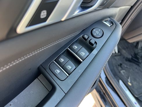 Certified 2023 BMW X5 xDrive40i w/ M Sport Package image 15