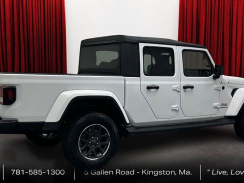 Used 2021 Jeep Gladiator Overland image 5