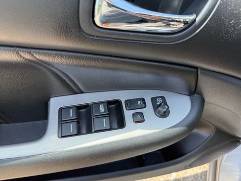 Used 2004 Honda Accord EX image 10