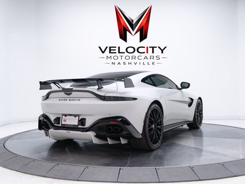 Used 2023 Aston Martin V8 Vantage Coupe RWD image 6