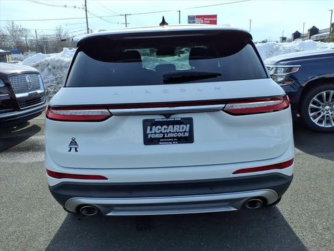 Certified 2022 Lincoln Corsair AWD w/ Premium Package image 5