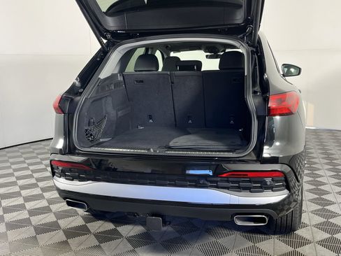 Certified 2025 Audi Q5 Premium w/ Convenience Package image 17