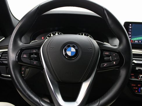 Used 2019 BMW 530i w/ Convenience Package image 35
