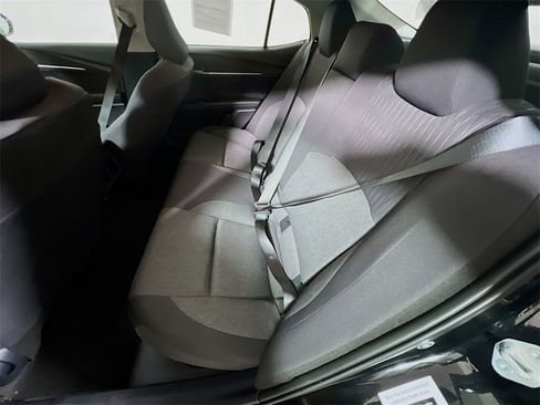 Used 2025 Toyota Camry LE image 22