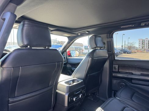 Used 2019 Ford Expedition Limited w/ Equipment Group 302A image 14