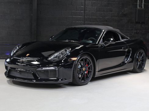 Used 2016 Porsche Boxster Spyder RWD image 5