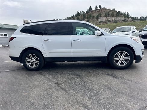 Used 2016 Chevrolet Traverse LT AWD/4WD image 4