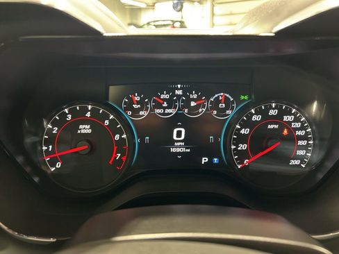Used 2017 Chevrolet Camaro SS image 17