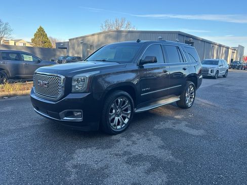 Used 2015 GMC Yukon Denali w/ Touring Package image 7