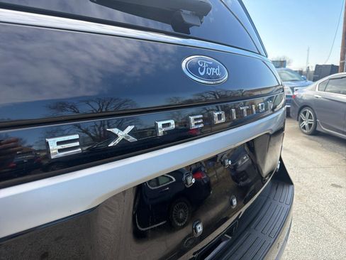 Used 2022 Ford Expedition Max XLT image 9