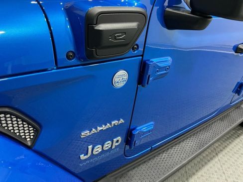 Used 2022 Jeep Wrangler Unlimited Sahara image 32