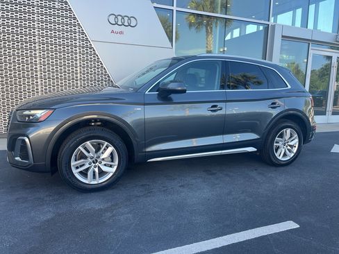 Used 2023 Audi Q5 2.0T Premium image 3